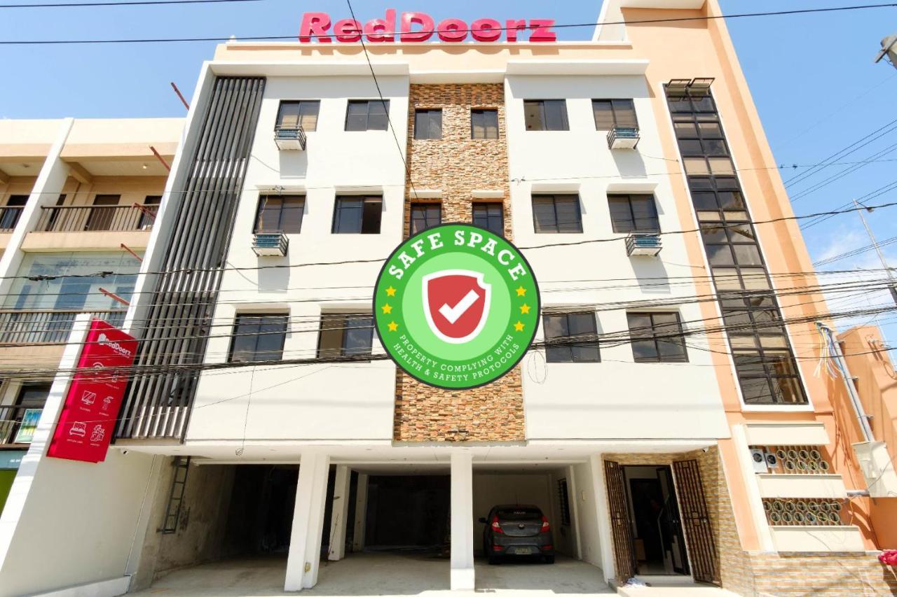 Reddoorz Near Sm Bicutan Hotel Paranaque City Bagian luar foto