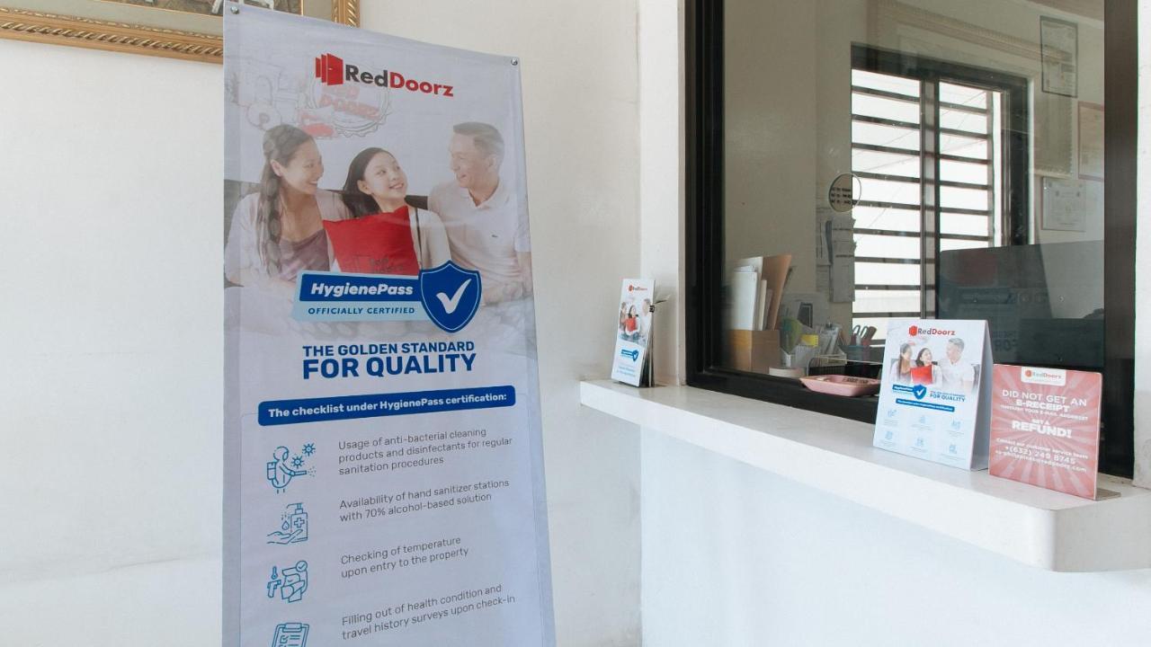 Reddoorz Near Sm Bicutan Hotel Paranaque City Bagian luar foto