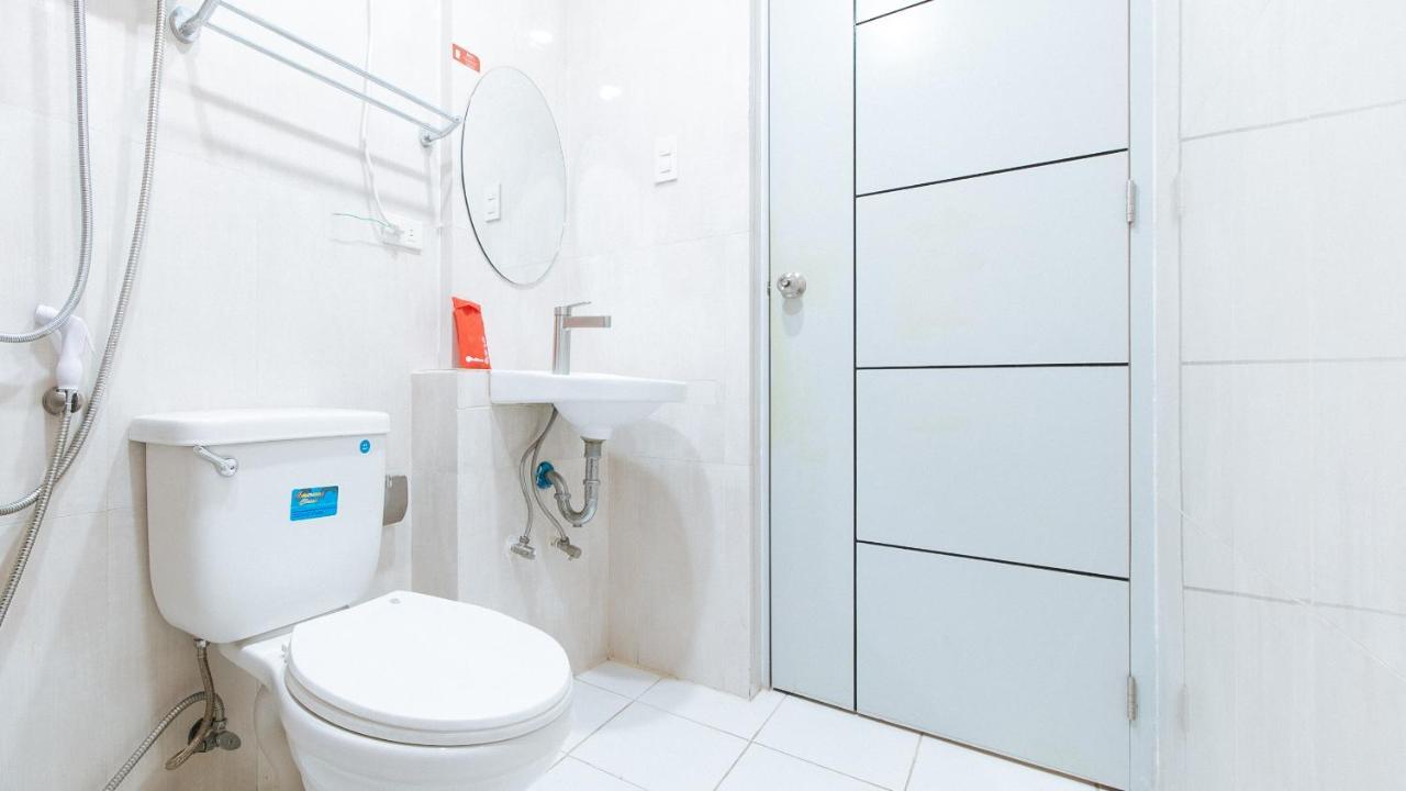 Reddoorz Near Sm Bicutan Hotel Paranaque City Bagian luar foto